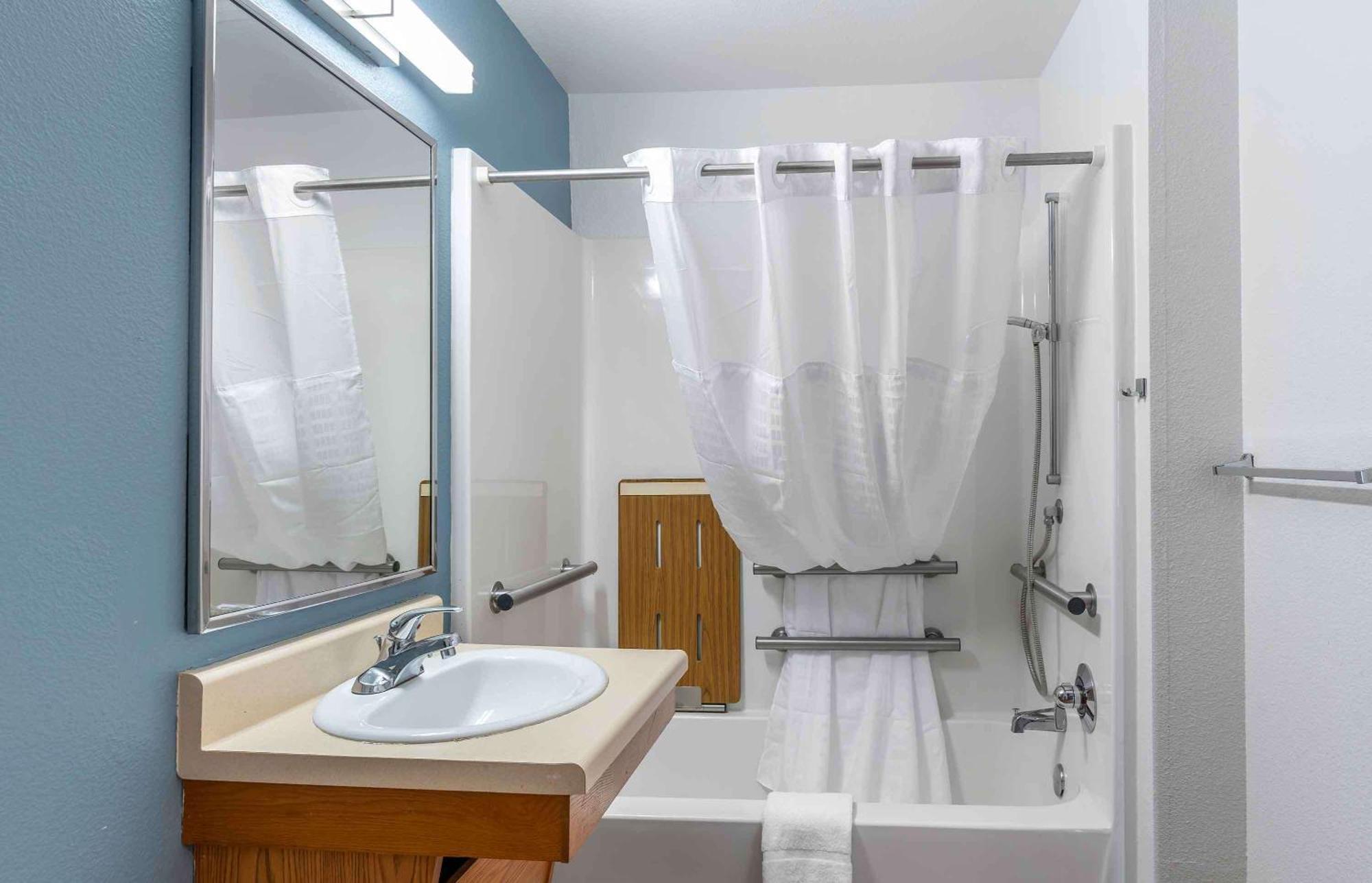 Extended Stay America Select Suites - Louisville - South Lynnview ภายนอก รูปภาพ