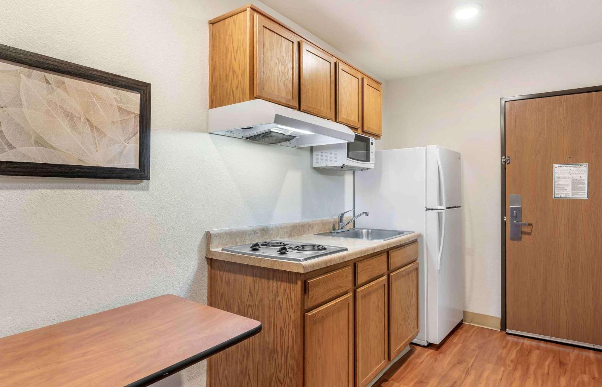 Extended Stay America Select Suites - Louisville - South Lynnview ภายนอก รูปภาพ